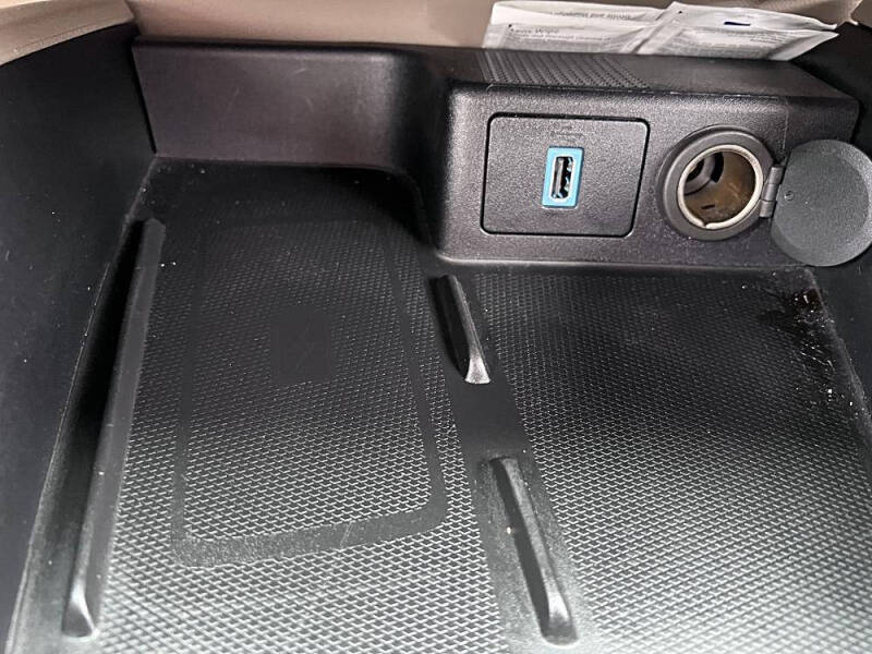 2020 Ford Escape Hybrid Titanium