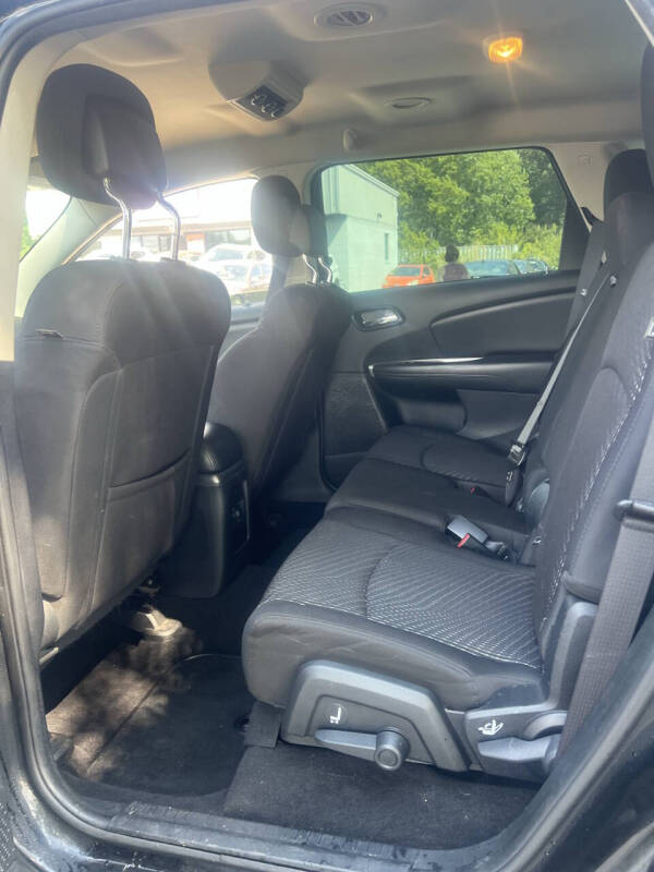 2015 Dodge Journey American Value Package