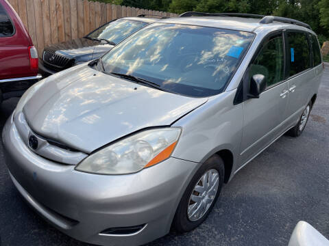 2008 Toyota Sienna for sale at Trocci's Auto Sales in West Pittsburg PA