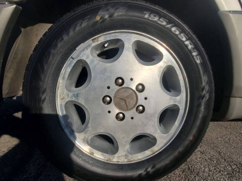 1995 Mercedes-Benz E-Class E 320