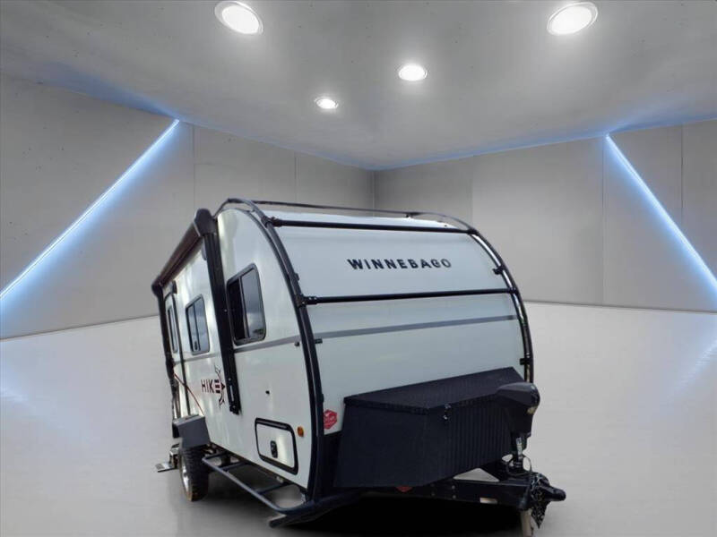 2021  WINNEBAGO