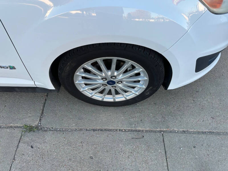 2014 Ford C-MAX Hybrid SE