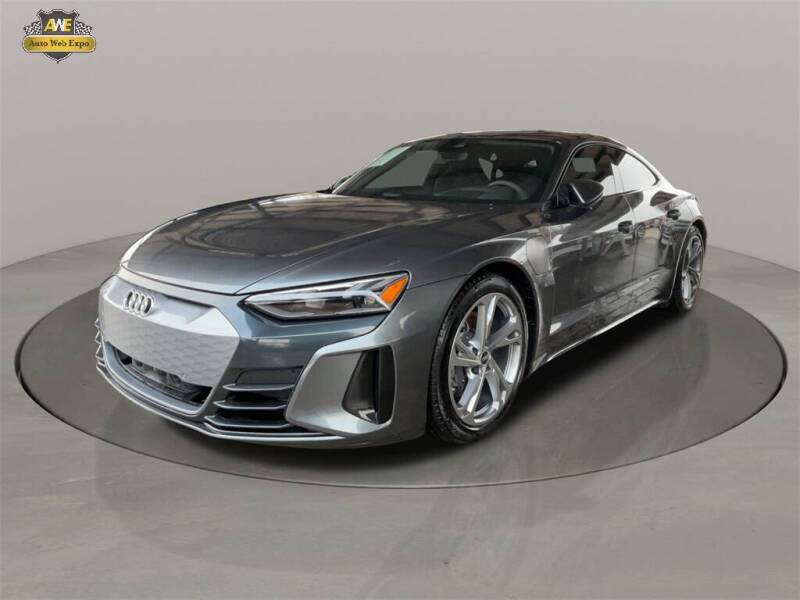 2022 Audi e-tron GT quattro Premium Plus