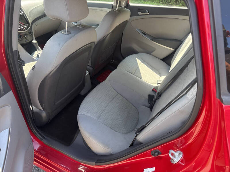 2016 Hyundai Accent SE