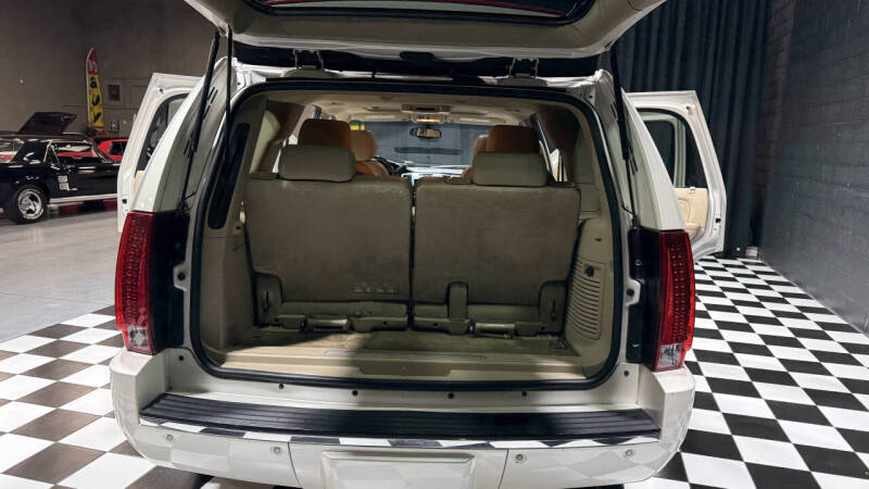 2013 Cadillac Escalade Luxury