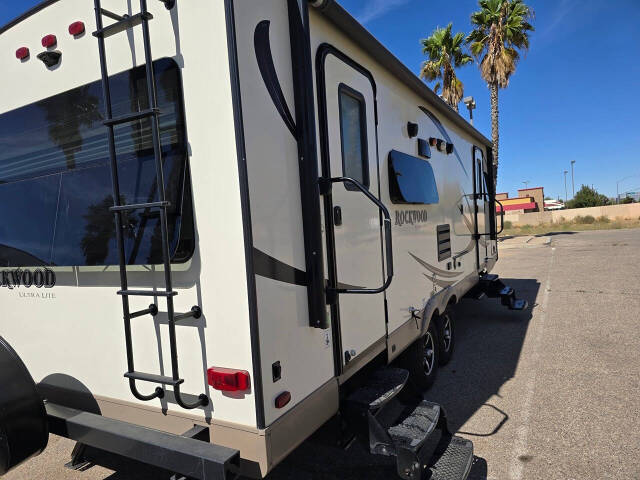 2016 Forest River Rockwood Ultra Lite for sale at DOUBLE DEUCE AUTO in Hesperia, CA