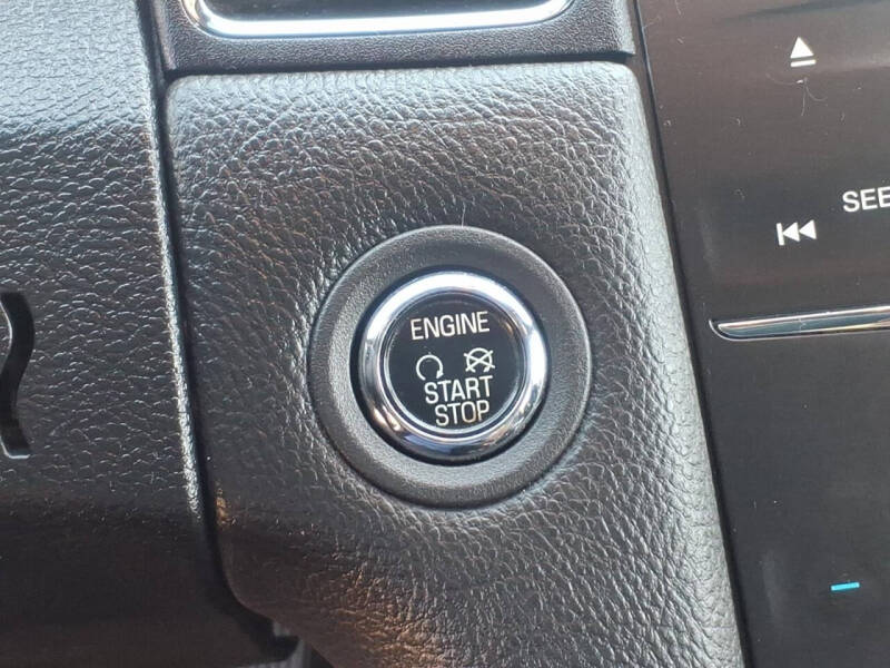 2013 Ford Taurus SEL