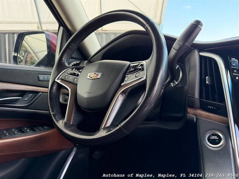 2019 Cadillac Escalade Luxury