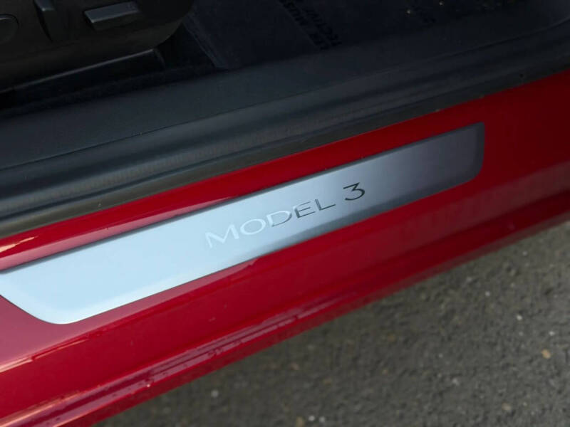 2018 Tesla Model 3 Performance