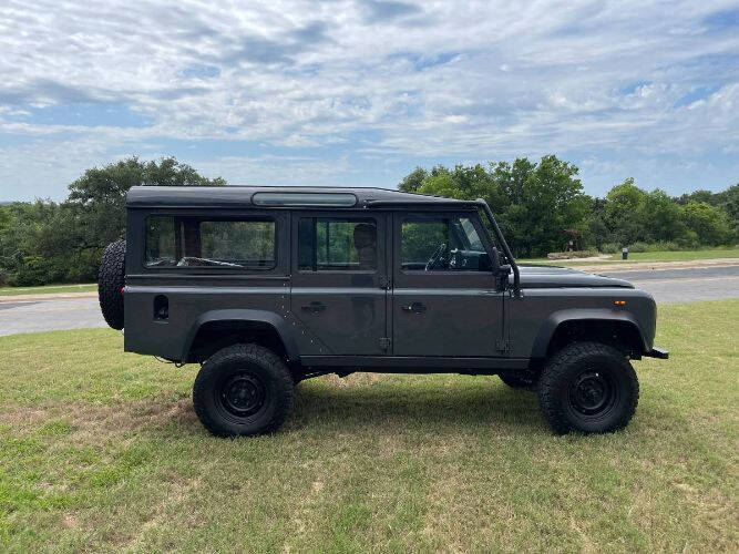 1987 Land Rover Defender