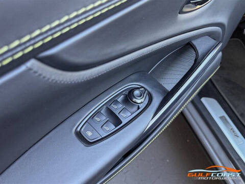 2021 Aston Martin DBX