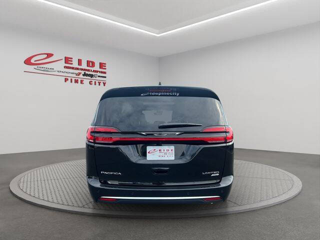 2027 Chrysler Pacifica Limited