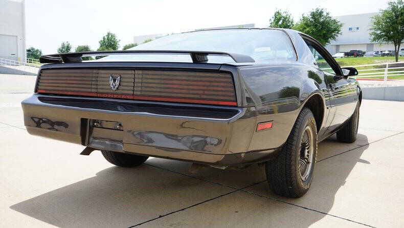 1984 Pontiac Firebird SE
