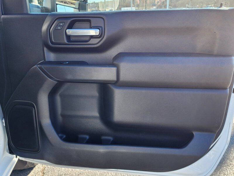 2022 Chevrolet Silverado 3500HD CC