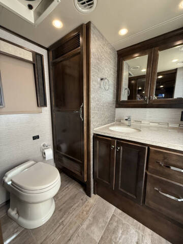 2020 Tiffin Allegro RED