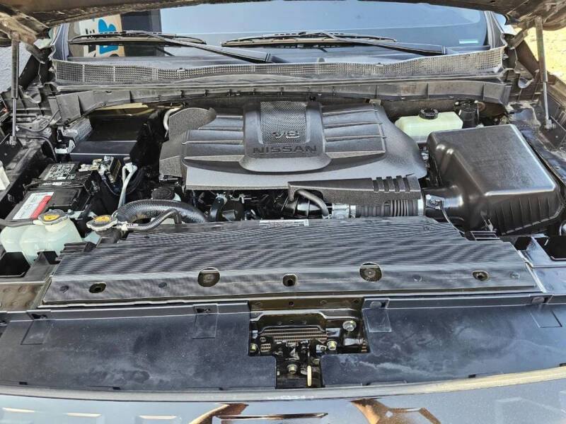 2022 Nissan Titan SV