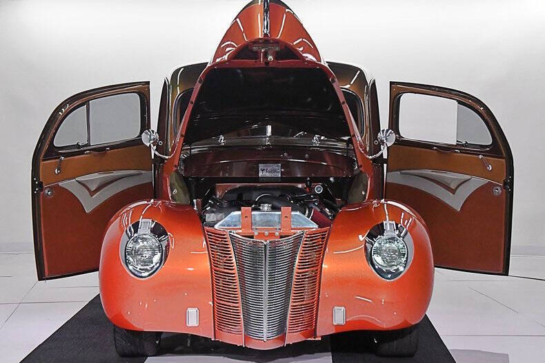 1940 Ford Deluxe