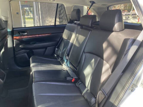 2011 Subaru Outback 2.5i Limited