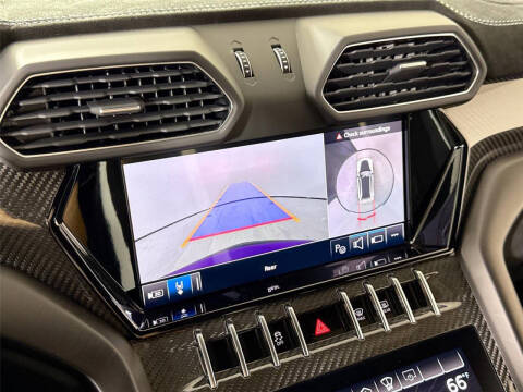 2024 Lamborghini Urus Performante