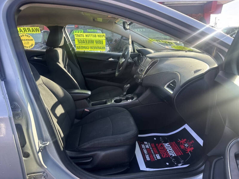 2017 Chevrolet Cruze LT Auto