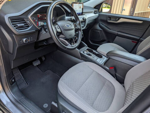 2022 Ford Escape SE