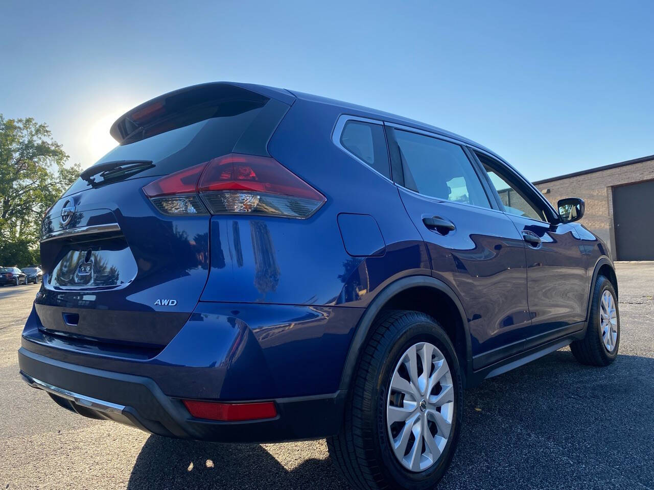 2018 Nissan Rogue for sale at Ideal Cars LLC in Skokie, IL