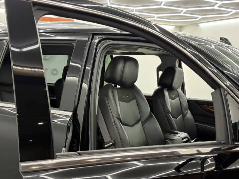 2017 Cadillac Escalade Premium Luxury
