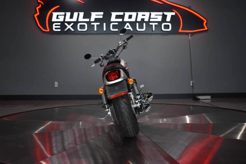 2003 Harley-Davidson V-Rod 100th