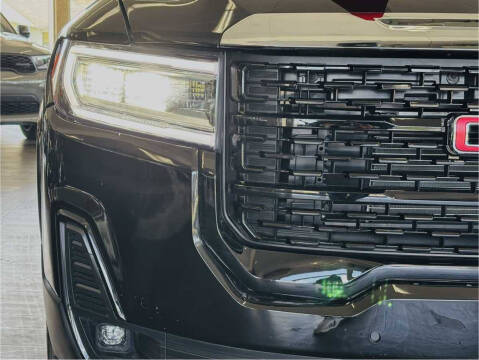 2022 GMC Acadia Denali