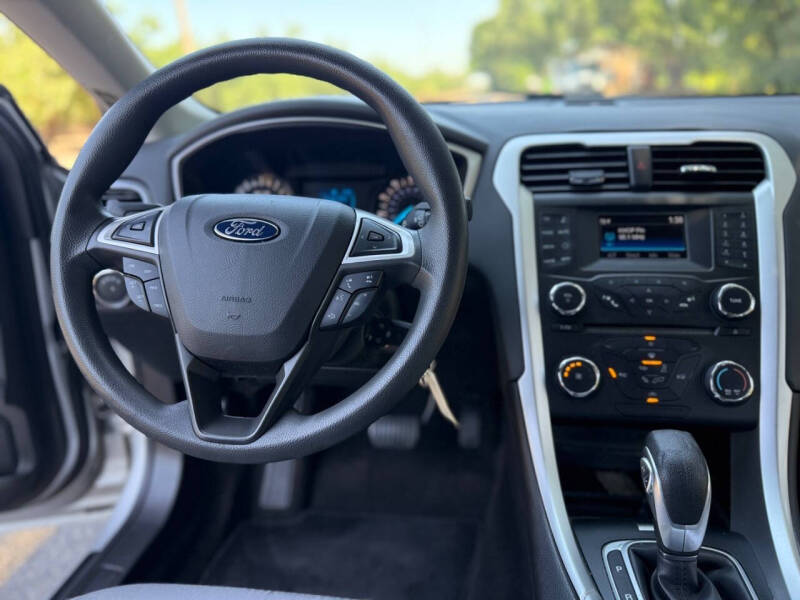 2014 Ford Fusion S