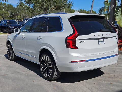 2025 Volvo XC90 B6 Plus Bright Theme 7P