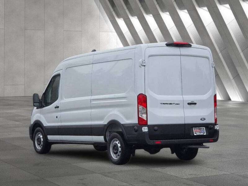 2026 Ford Transit 250