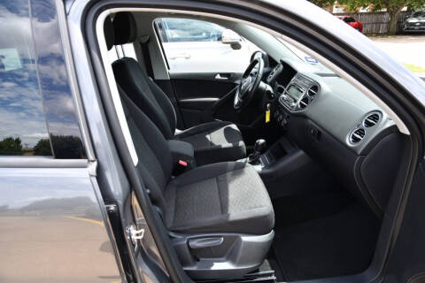 2014 Volkswagen Tiguan SE