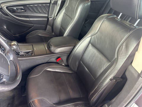 2011 Ford Taurus SEL