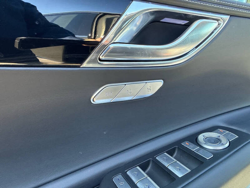 2025 Genesis GV80 2.5T Standard