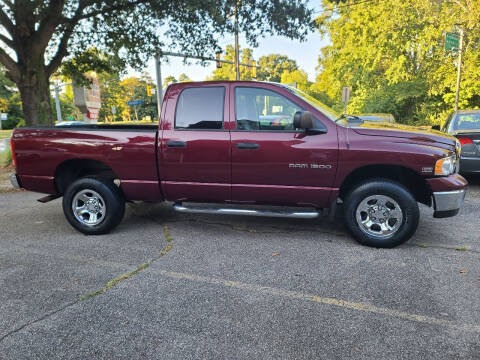 2003 Dodge Ram Pickup 1500 for sale at Samson Motorcars inc in Bowling Green VA