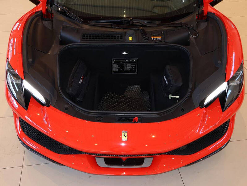 2023 Ferrari 296 GTS
