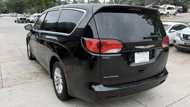 2017 Chrysler Pacifica Touring