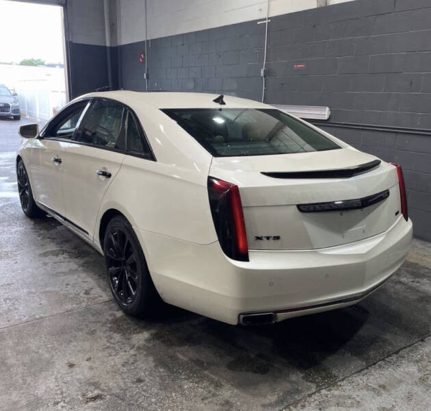 2013 Cadillac XTS Premium Collection