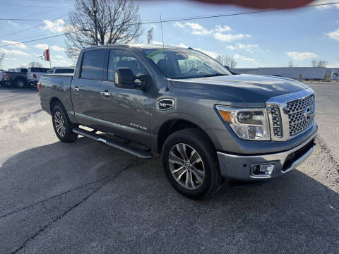 2017 Nissan Titan