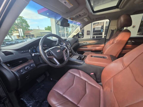 2017 Cadillac Escalade ESV Premium Luxury