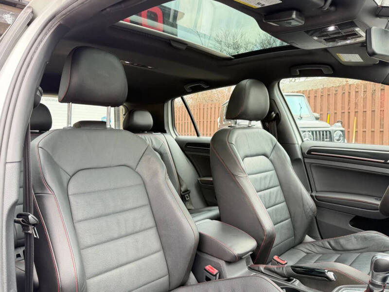 2017 Volkswagen Golf GTI