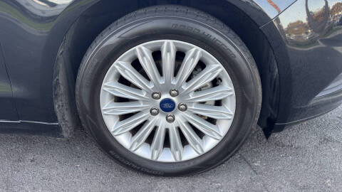 2014 Ford Fusion Hybrid SE