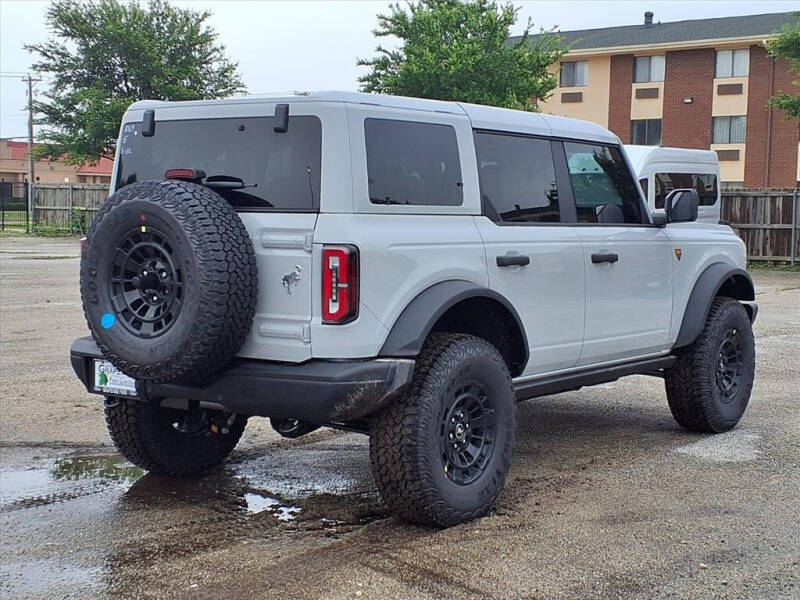 2026 Ford Bronco Badlands
