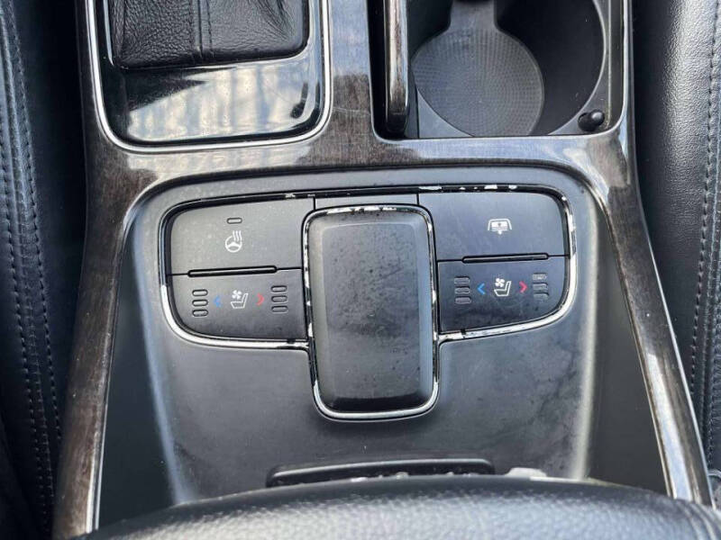 2015 Kia Cadenza Premium