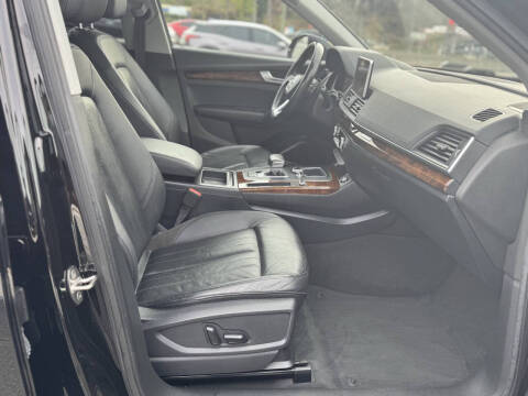 2018 Audi Q5 2.0T quattro Premium Plus