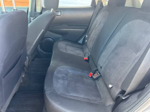 2011 Nissan Rogue S Krom