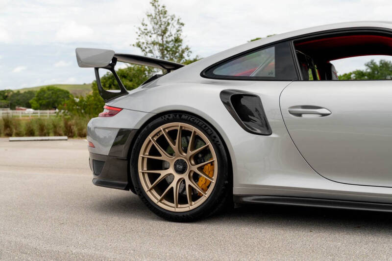 2018 Porsche 911 GT2 RS
