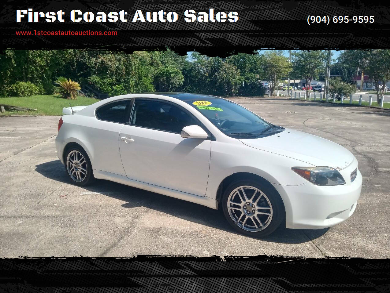 White 2005 Scion tC Base 2dr Hatchback 1