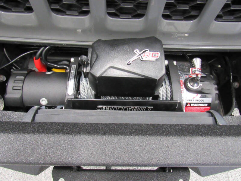 2022 Jeep Gladiator Sport S